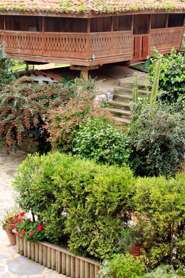Casas Rurales Pradina I Y II Луанко Екстериор снимка